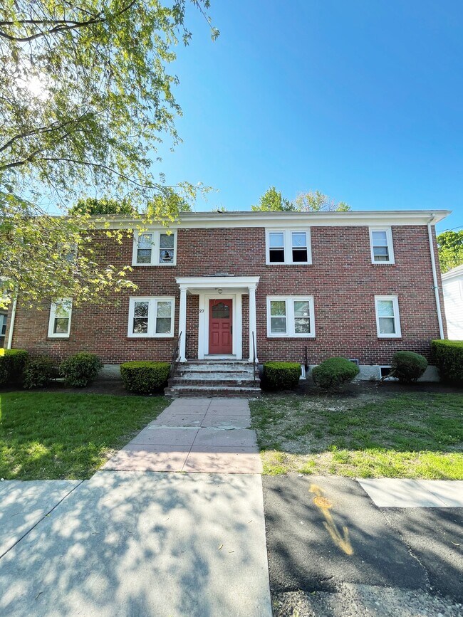 Building Photo - 27 Waterston Ave