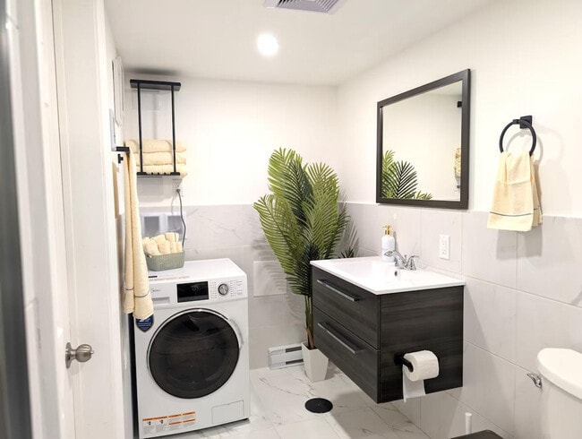 Building Photo - 3917 Rue Nancy