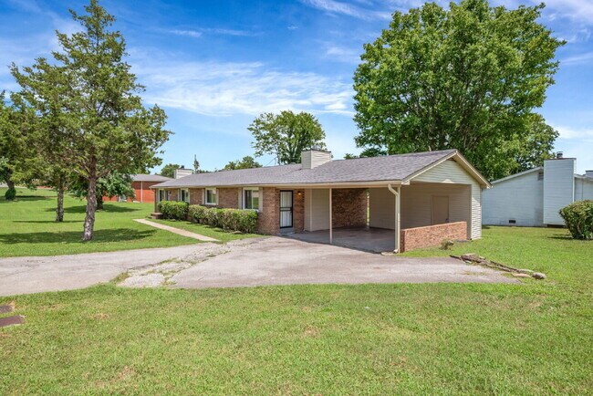 Foto del edificio - Furnished, remodeled 2BR near Nashville hospitals, all utilities and WiFi included, updated kitch...