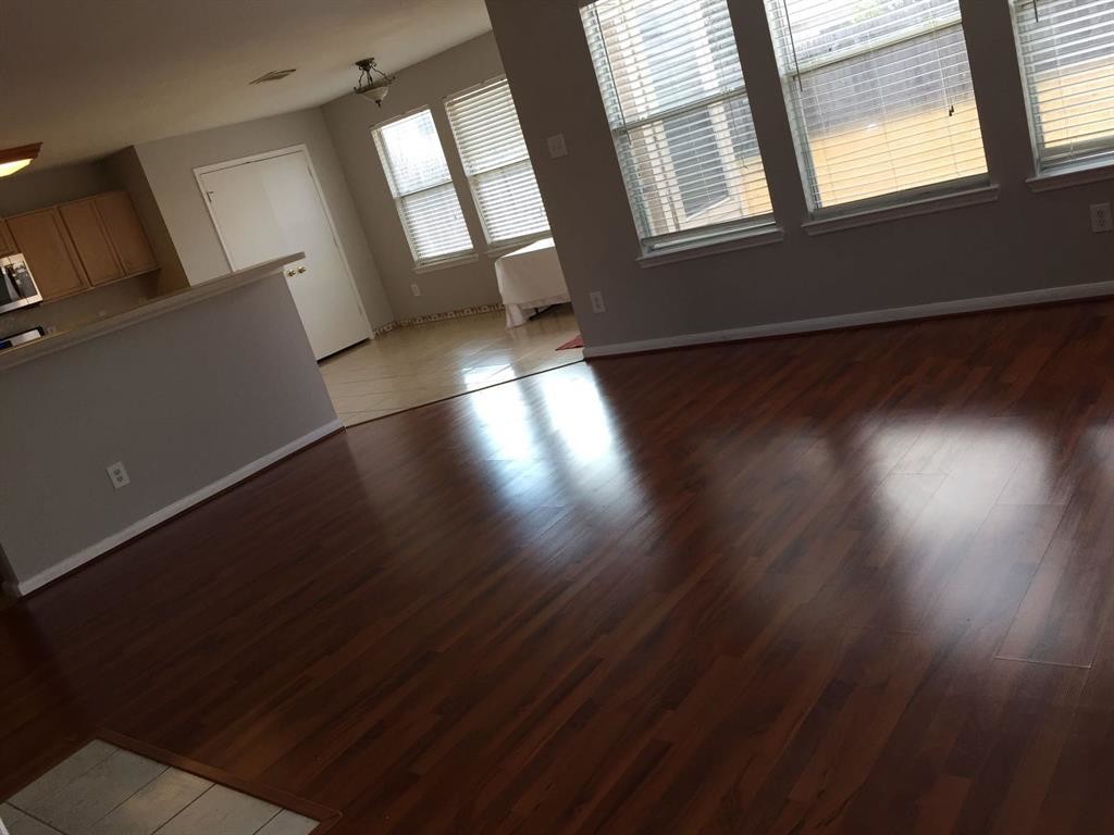 Foto principal - 16306 Soaring Eagle Dr