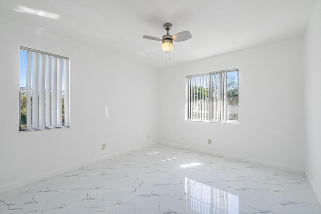 Foto del edificio - 1854 Abbey Rd