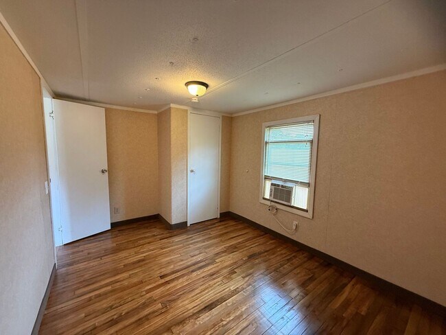 Foto del edificio - 2 bedroom, 1 bath Mobile Home