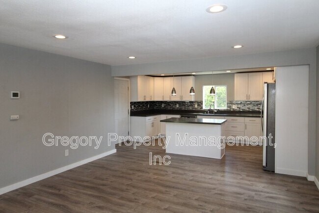 Building Photo - 22719 1st Pl W