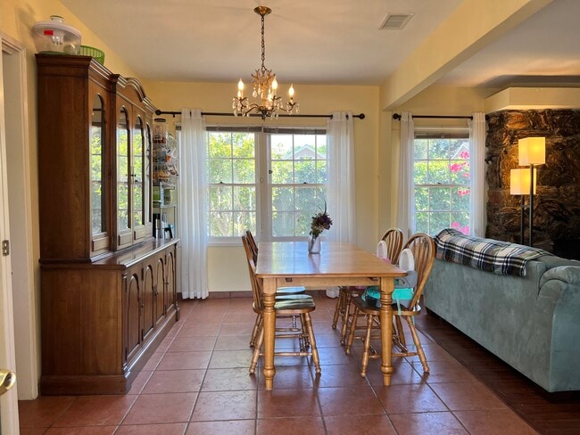 Foto del edificio - 2909 Ventura Dr