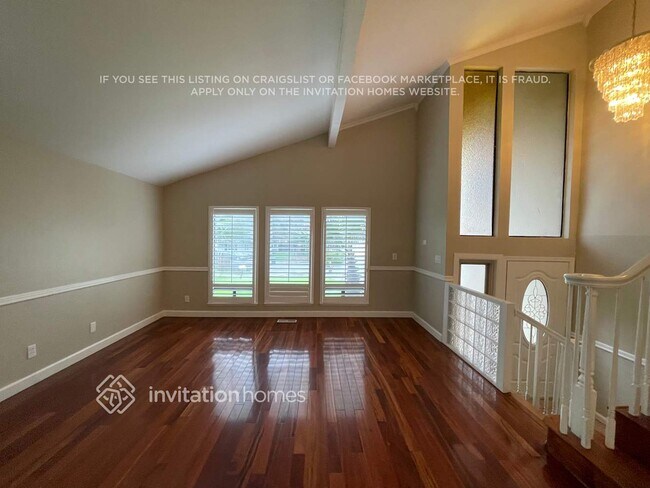 Foto del edificio - 2810 Iris Ct