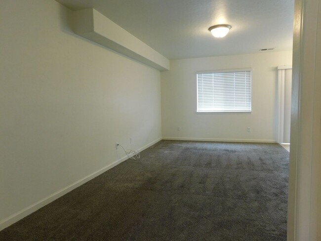 Foto del edificio - 654 Trinity Way