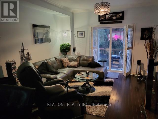 Photo du bâtiment - 4298 Ingram Common