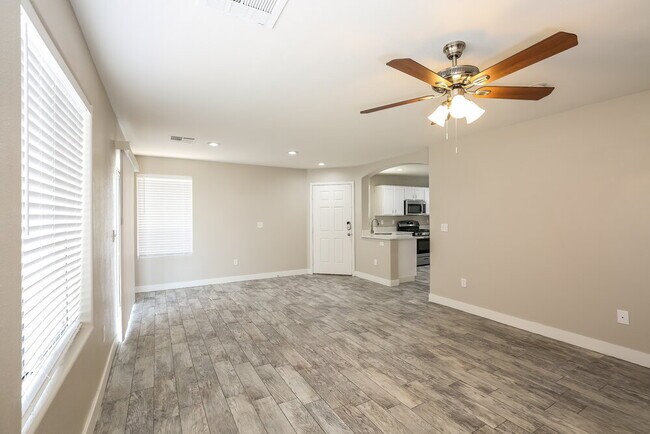 Foto del edificio - 9466 Havasu Canyon Ave