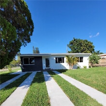 Building Photo - 6041 SW 17th St