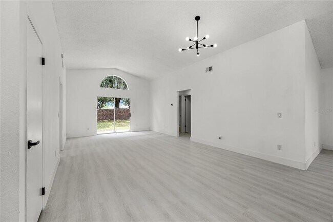 Building Photo - 2978 Stillwater Dr