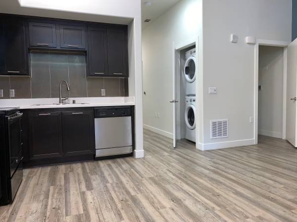 Foto principal - 7705 Eads Ave