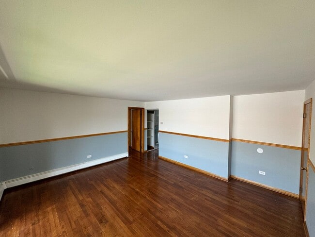 Foto del edificio - 3014 W 59th St