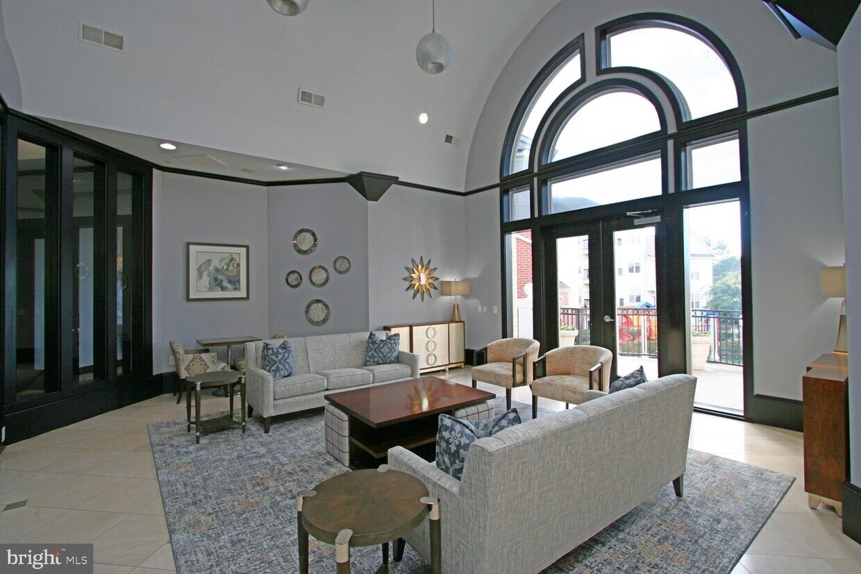 3851 Aristotle Ct Unit 1205, Fairfax, VA 22030 Room for Rent in