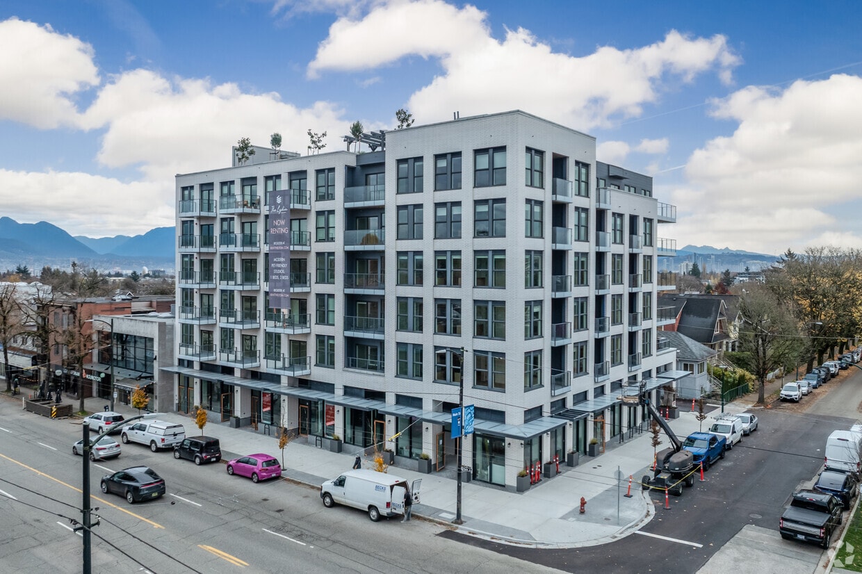 Primary Photo - The Lydia