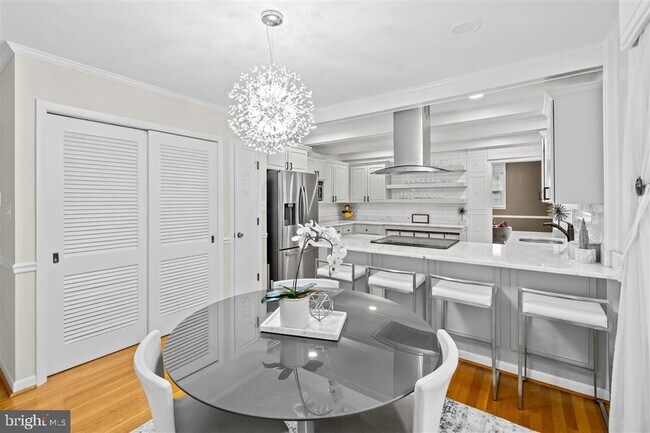 Foto del edificio - 6623 Tunlaw Ct