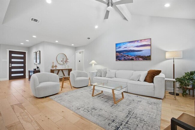 Foto del edificio - 9707 Bordeaux Ln