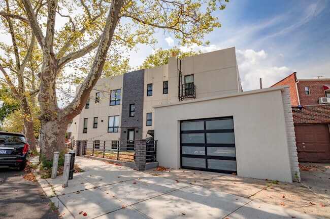 Building Photo - 6018 24th Ave