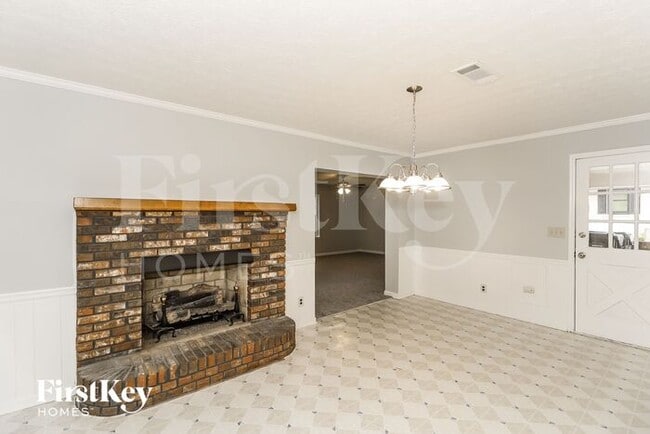 Building Photo - 1285 Gatewood Dr