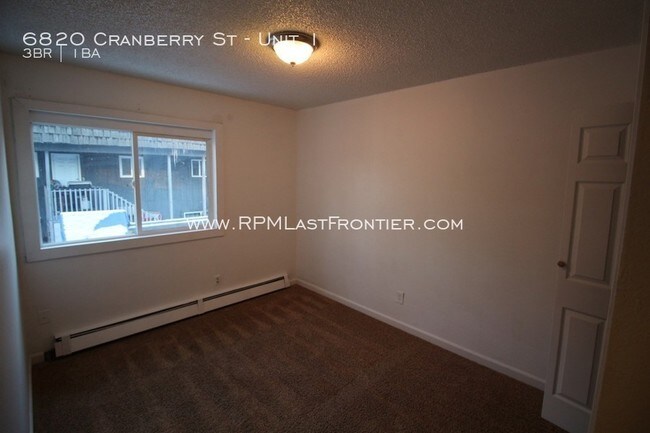 Building Photo - 6820 Cranberry St