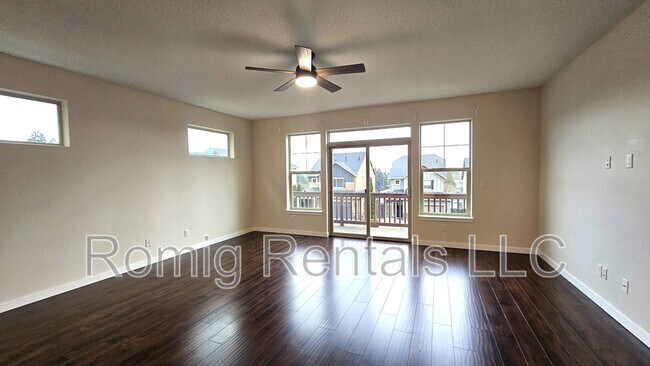 Foto del edificio - 1403 NE 71st Dr