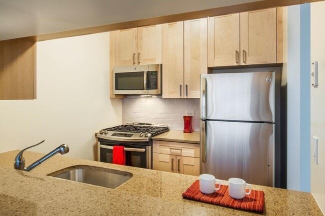 Building Photo - 2 bedroom in NEW YORK NY 10004