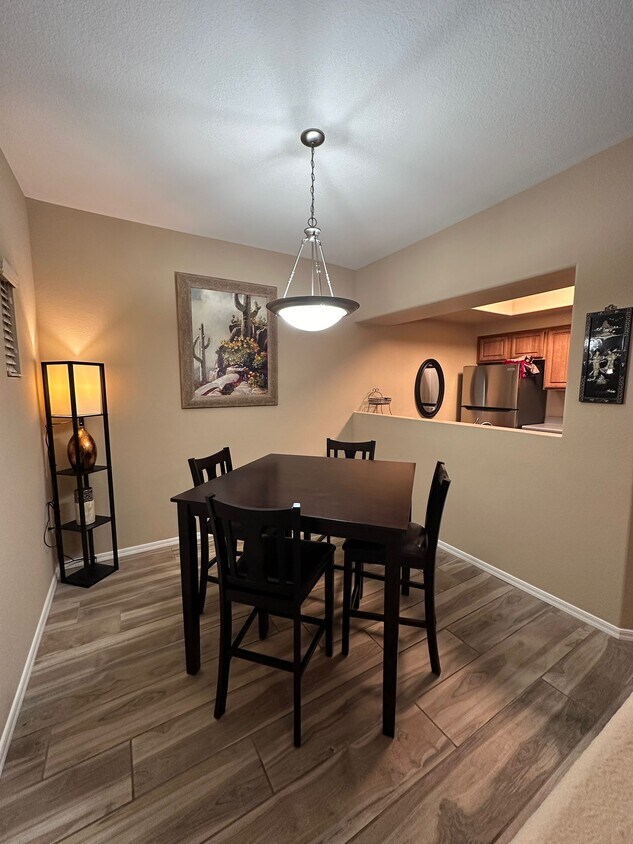 Foto principal - 3434 E Baseline Rd