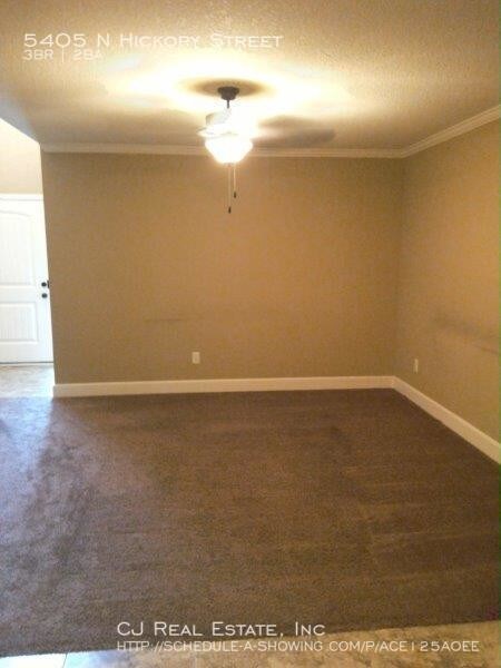 Building Photo - 5405 N Hickory St