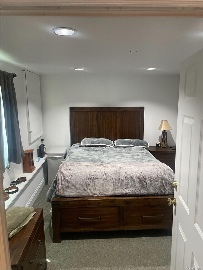 Foto del edificio - 831 Outlook Ave