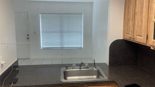 Foto del edificio - 2715 W 66th St