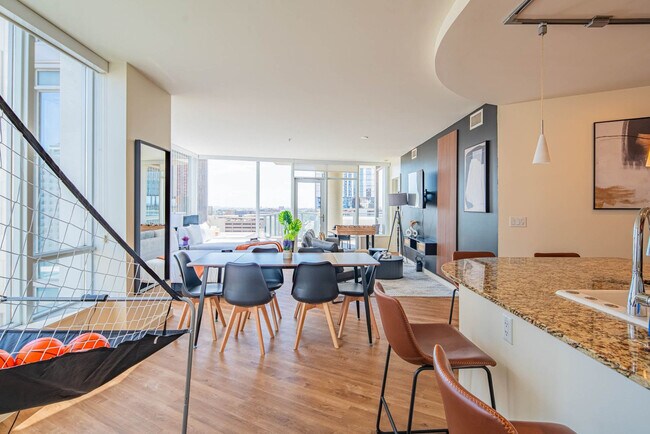 Foto del edificio - 101 N 1st Ave