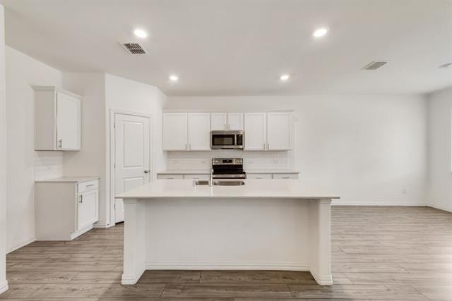 Foto del edificio - 728 Alden Dr