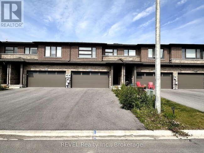 Building Photo - 7397 Matteo Dr