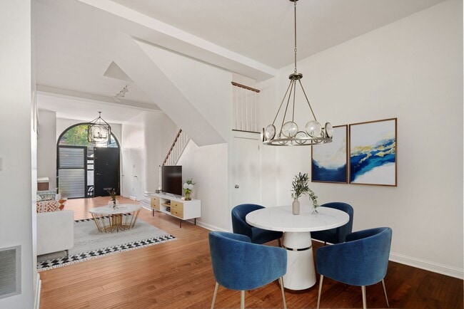 Photo - Incredible Rittenhouse Home