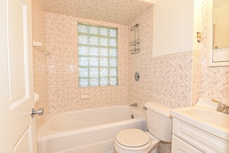 Building Photo - 170 N 69th St