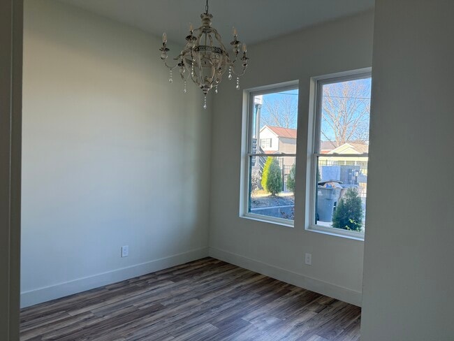 Building Photo - 69 Cannon St