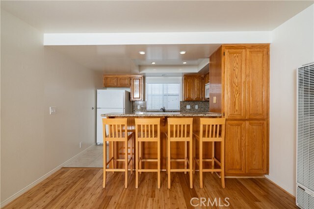 Building Photo - 124 Onyx Ave