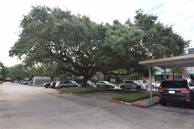 Building Photo - 1601 S Shepherd Dr