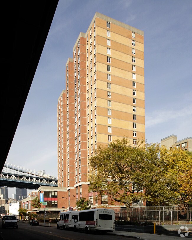 Two Bridges Tower Apartments New York Ny Building Photo Two Bridges Tower