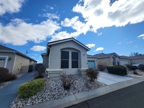 Building Photo - 1903 Teal Dr