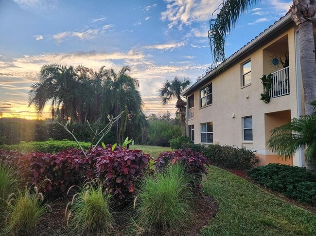 Building Photo - 4442 Corso Venetia Blvd