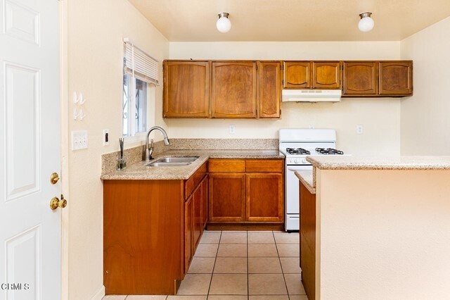 Building Photo - 5064 N Maywood Ave