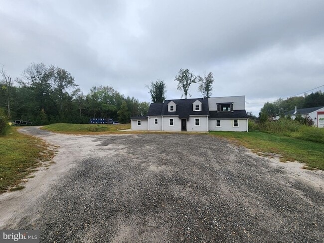 Building Photo - 1979 US-206