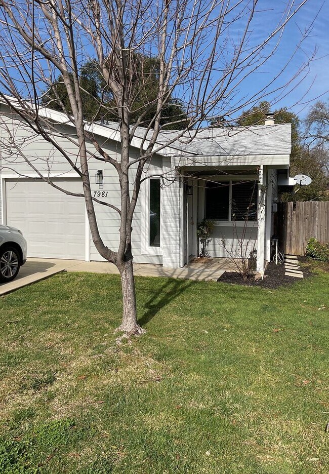 Building Photo - 7981 Alta Vista Ln