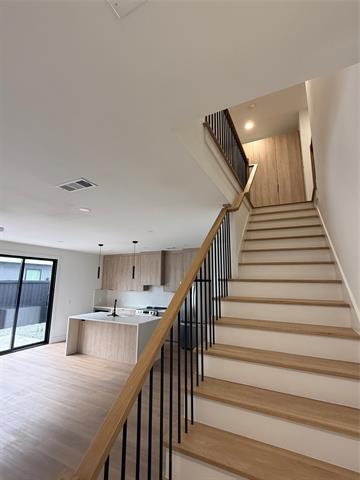 Building Photo - 7336 Flyers Wy