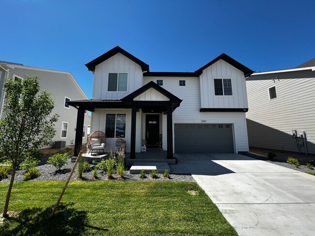 Building Photo - Stunning 4 Bed 3 Bath New Build Home in Ti...