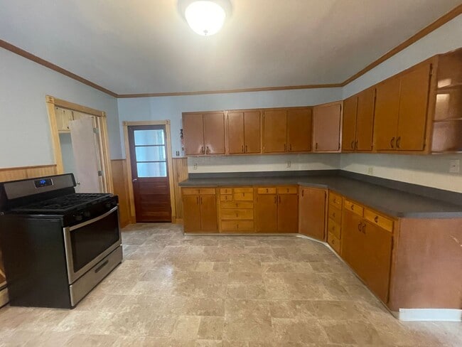 Foto del edificio - 345 Houghton St