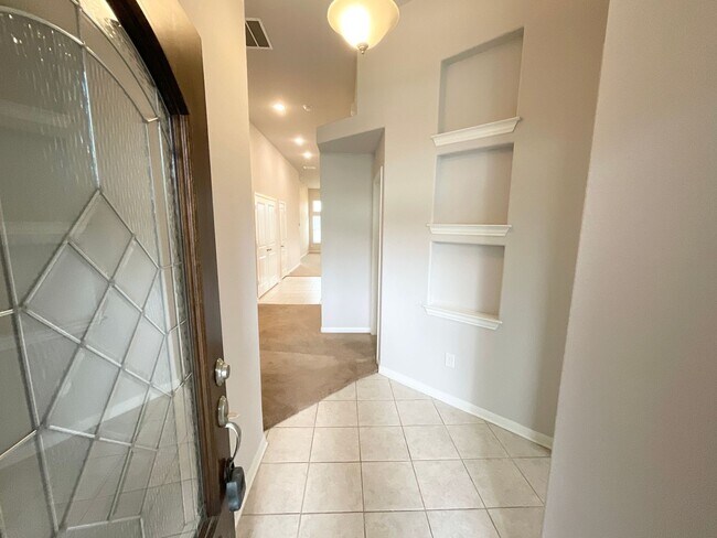 Foto del edificio - ONE STORY open floor plan in Talise De Cul...