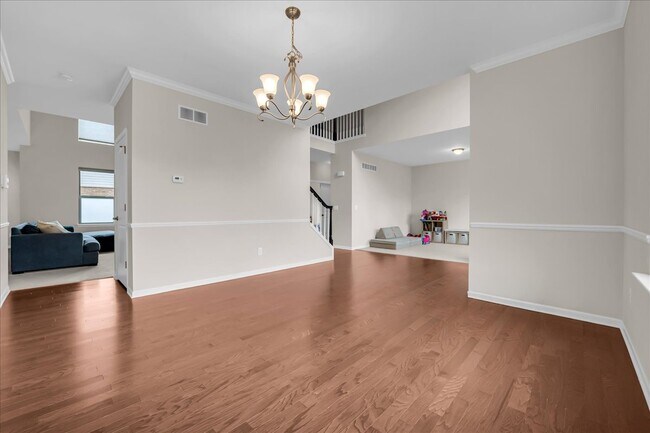 Building Photo - 41761 Steinbeck Gln