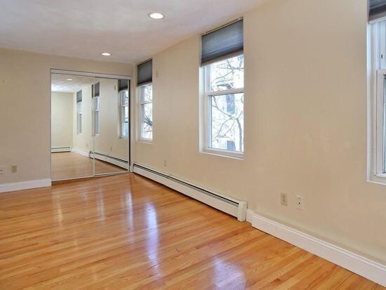 Building Photo - 30 Haynes St