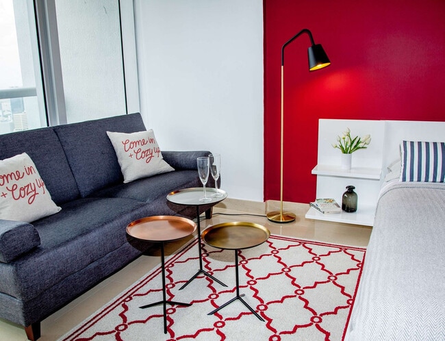 Building Photo - 485 Brickell Ave